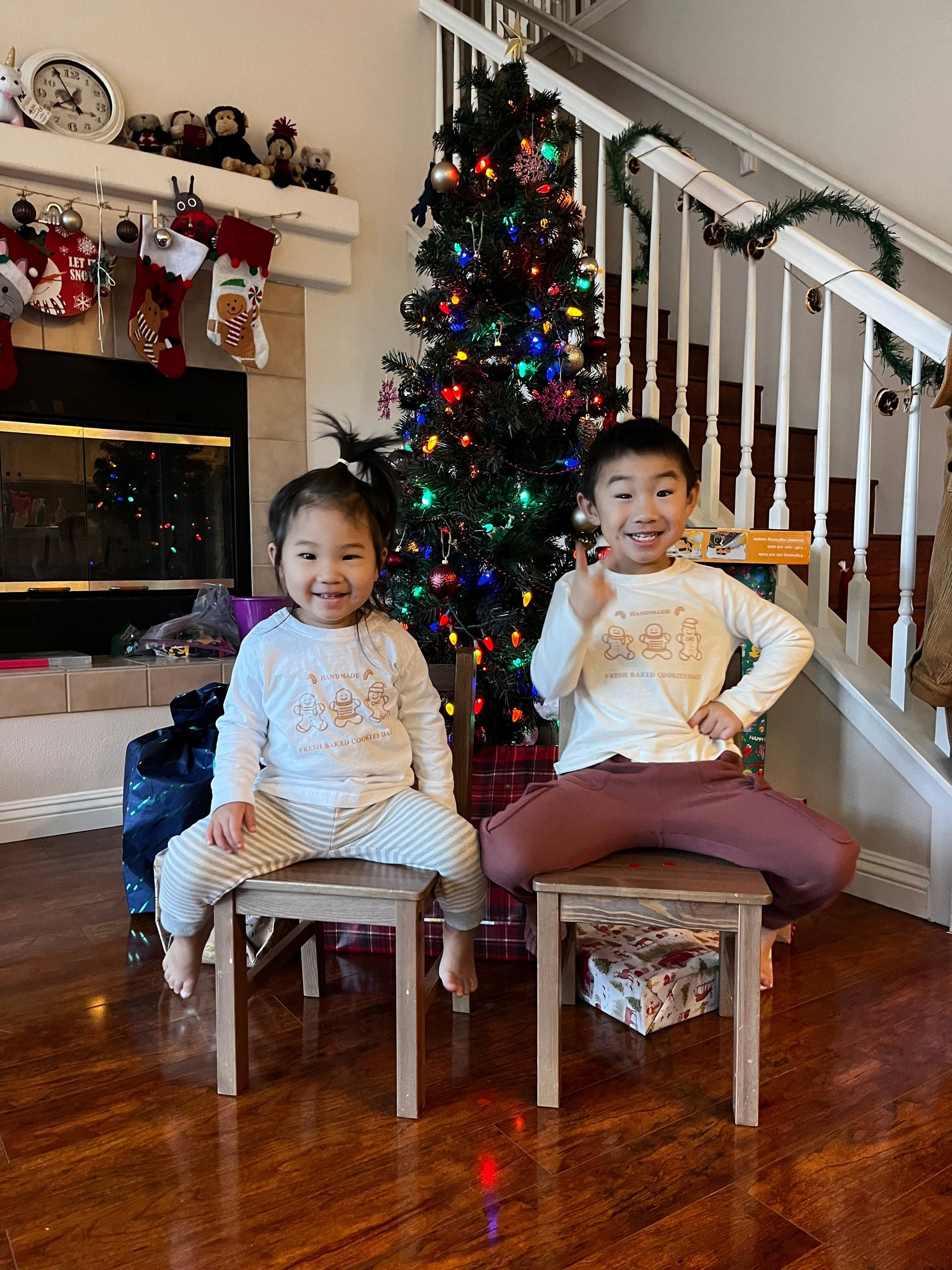 Matching Family Christmas Sweatshirt | Matching Family Gingerbreadman Crewneck | Parents and me matching Sweatshirt