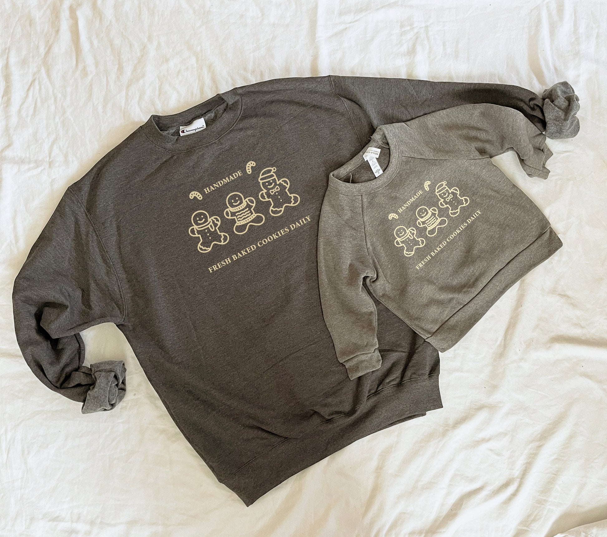Matching Family Christmas Sweatshirt | Matching Family Gingerbreadman Crewneck | Parents and me matching Sweatshirt