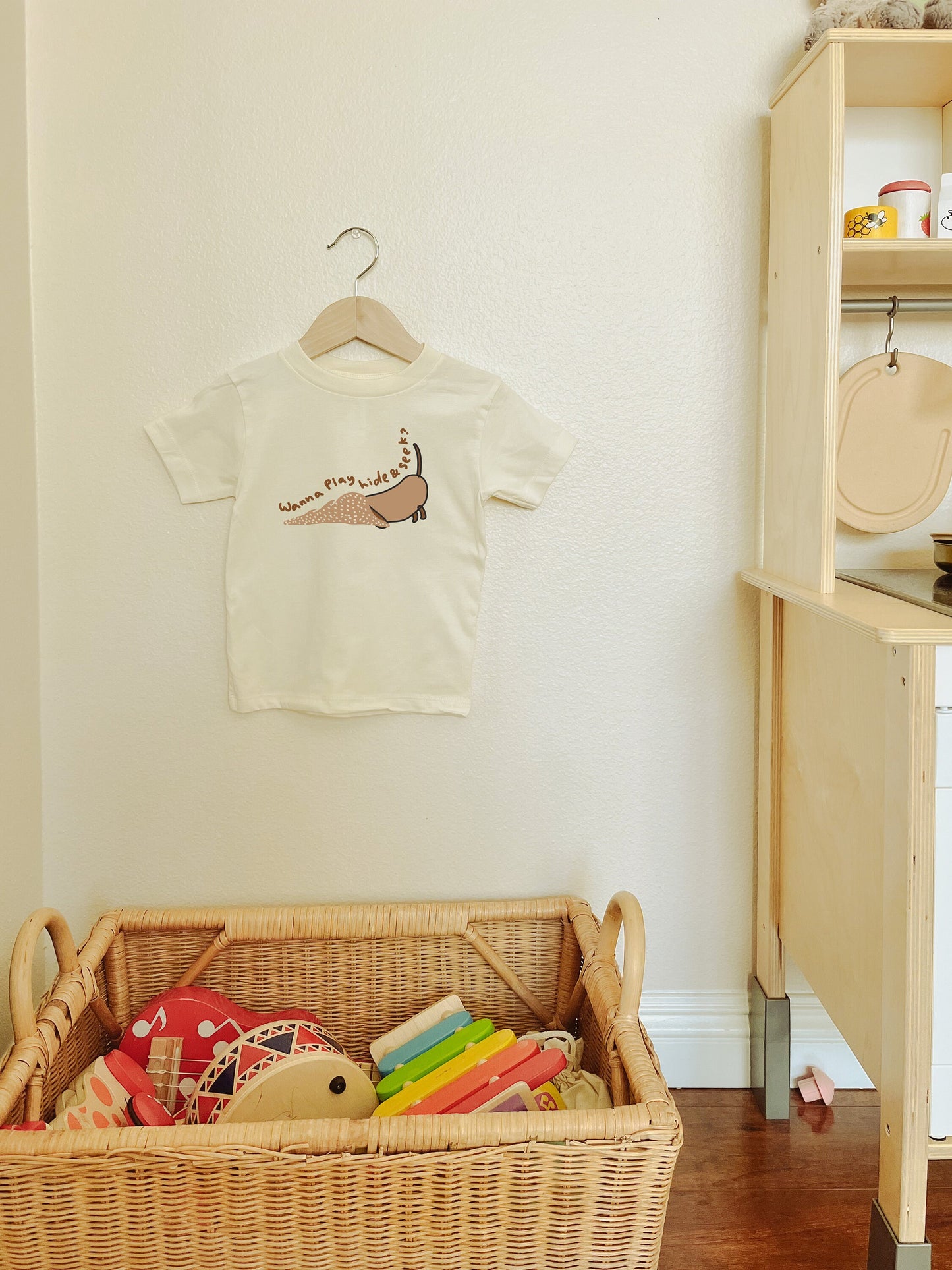 Hide and Seek Cute Dog Toddler Boy Girl Shirt for Cute Animal Baby Boy Girl Tee for Retro Natural Kids Tank for Dog Lover Infant T-Shirt